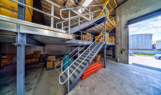 Challenges & Solutions of Multi-Level Warehouse Design